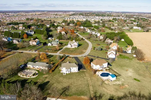 $879,000 | 148 Bakerfield Drive, Middletown, DE 19709