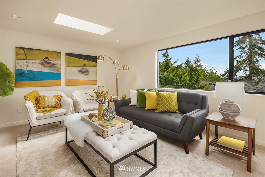 7449 West Mercer Way Mercer Island, WA 98040 - Photo 13 of 25