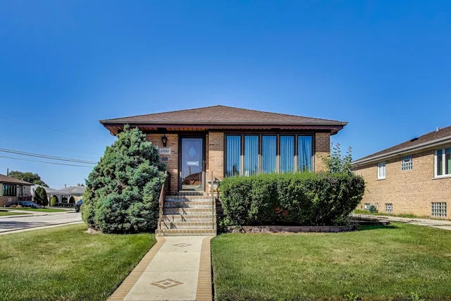 $455,000 | 5700 North Orange Avenue, Chicago, IL 60631