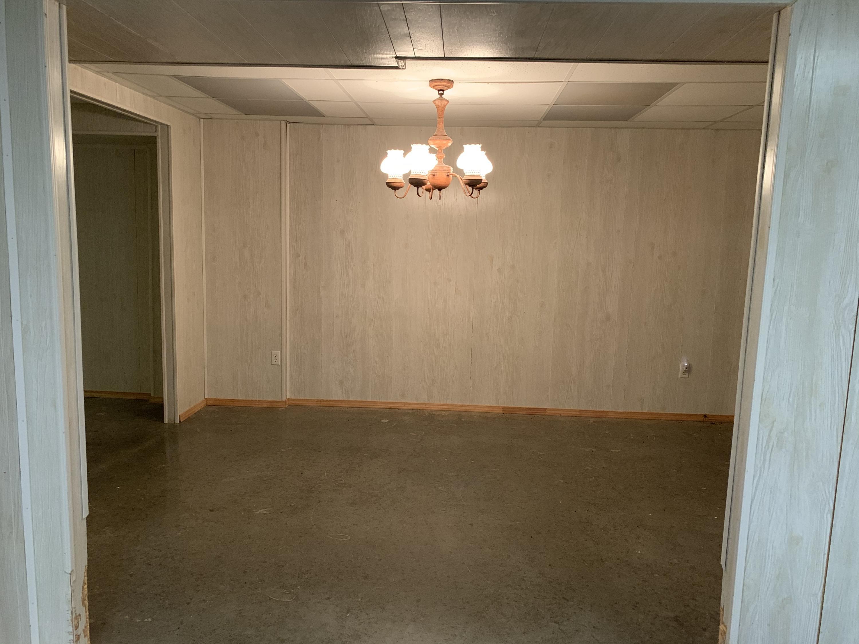 696 Denton Phelps Road Somerset, KY 42501 - Photo 28 of 71 IMG_0050