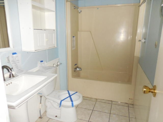 2005 Indian Road Portage, MI 49002 - Photo 14 of 27 263-358101-Bathroom2