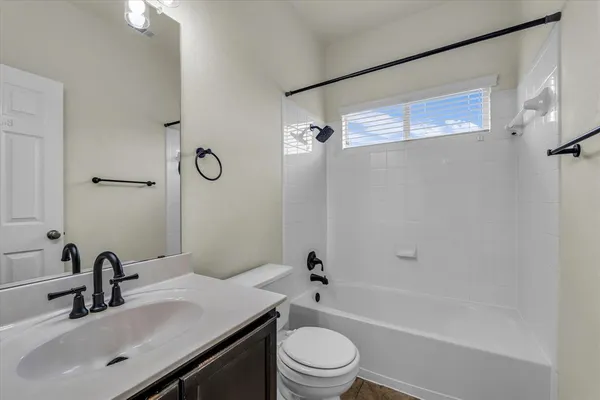 $425,000 | 9937 Iron Horse Trail, Waco, TX 76708