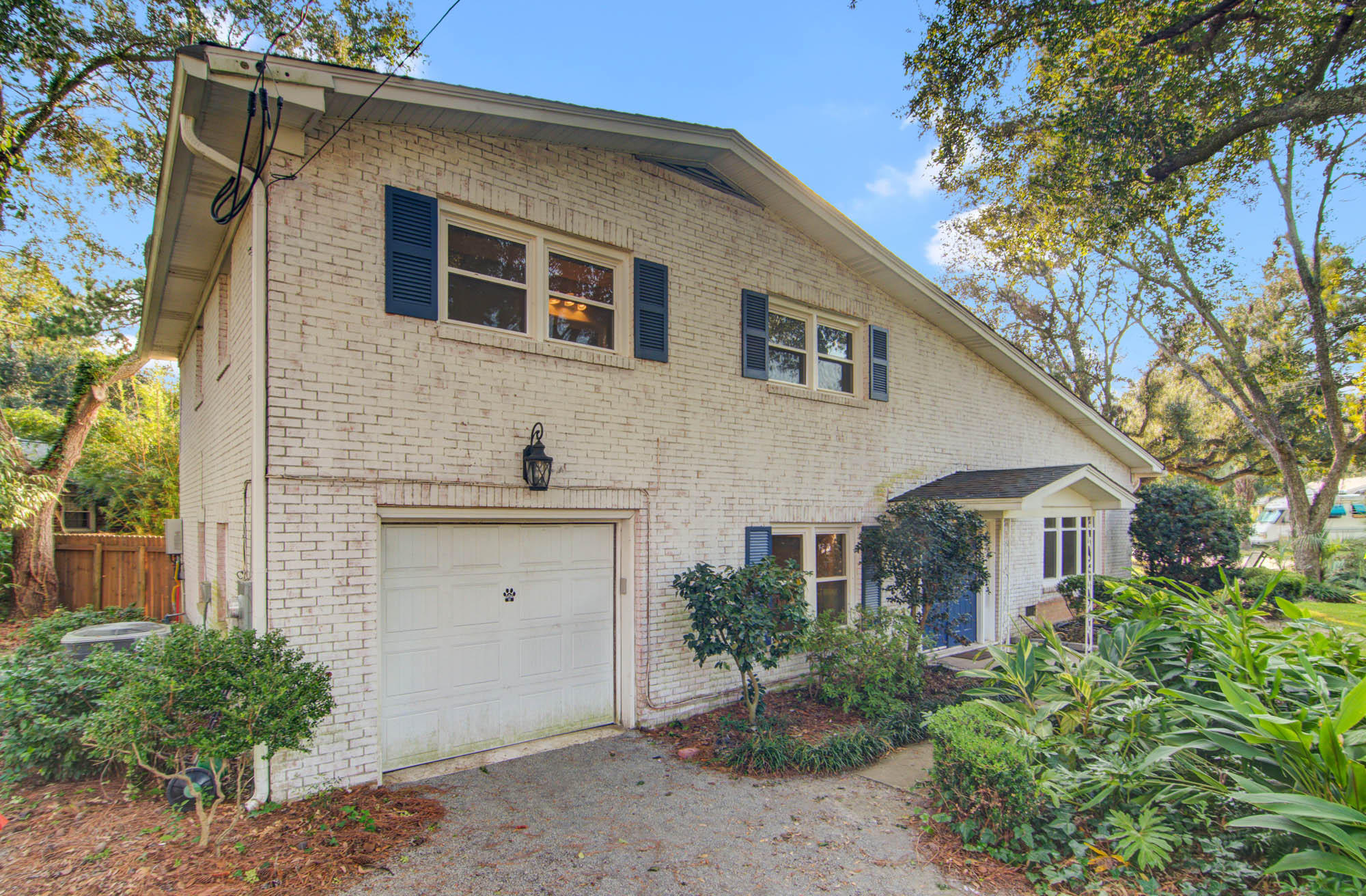 1405 Tara Road Charleston, SC 29407 - Photo 4 of 24 1405 Tara (2)