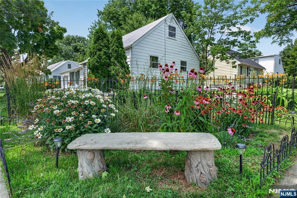 6 Elm Hill Road Clifton, NJ 07013 - Photo 37 of 38