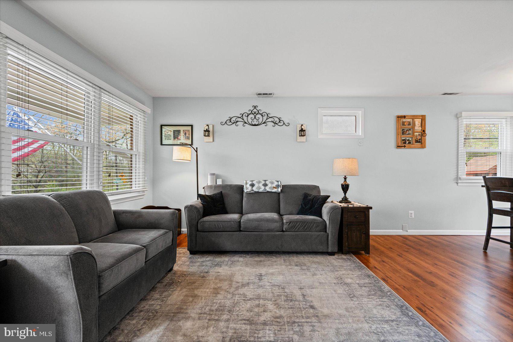 1237 Hillcreek Road Pasadena, MD 21122 - Photo 5 of 32