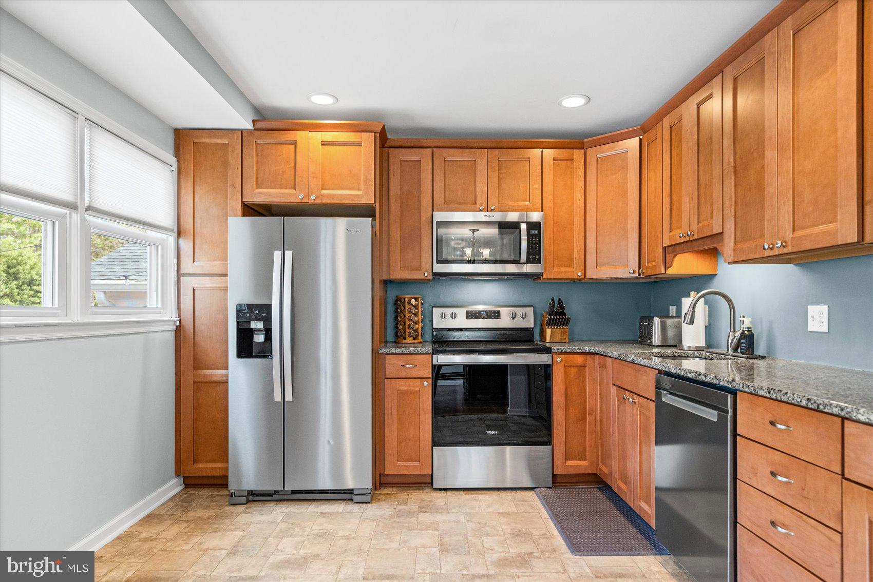 1237 Hillcreek Road Pasadena, MD 21122 - Photo 9 of 32