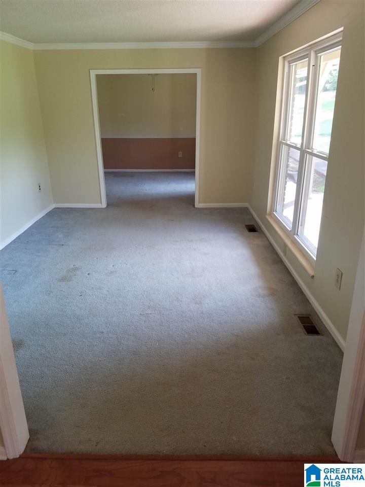 1060 Alpine Way Pelham, AL 35124 - Photo 5 of 10