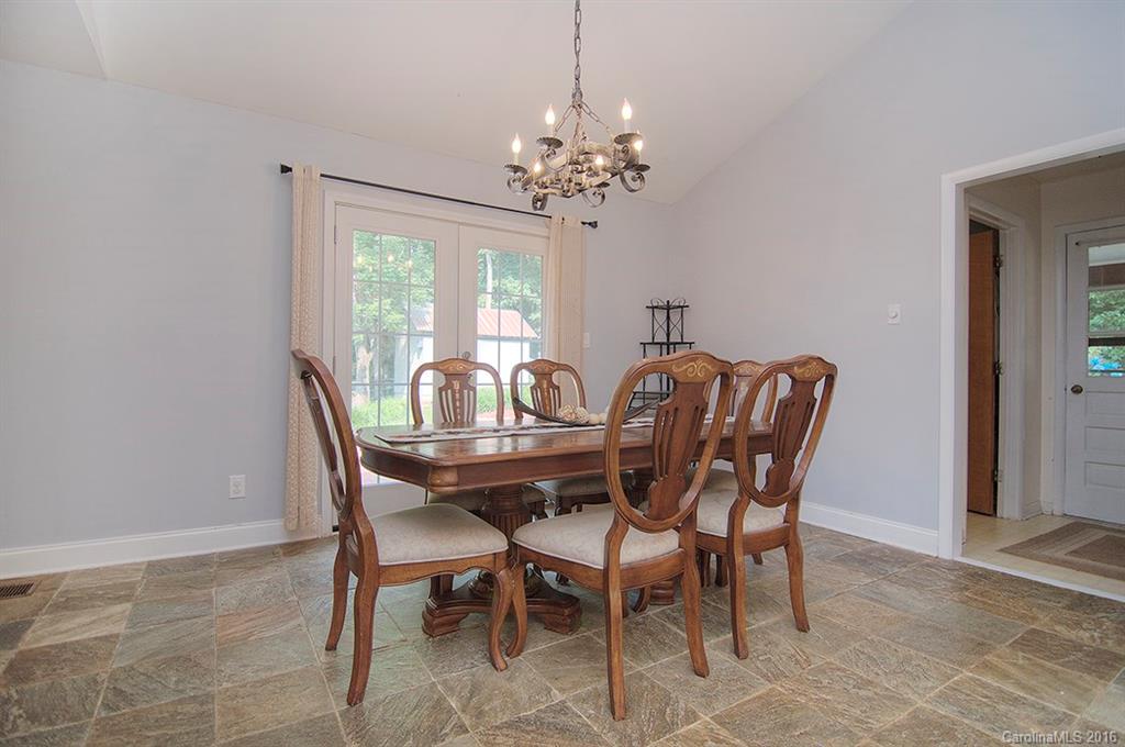 6944 Old Post Road Charlotte, NC 28212 - Photo 5 of 24 Gallery Image 5