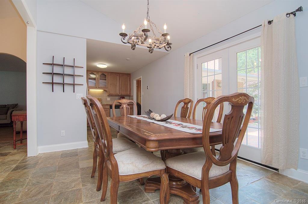 6944 Old Post Road Charlotte, NC 28212 - Photo 6 of 24 Gallery Image 6