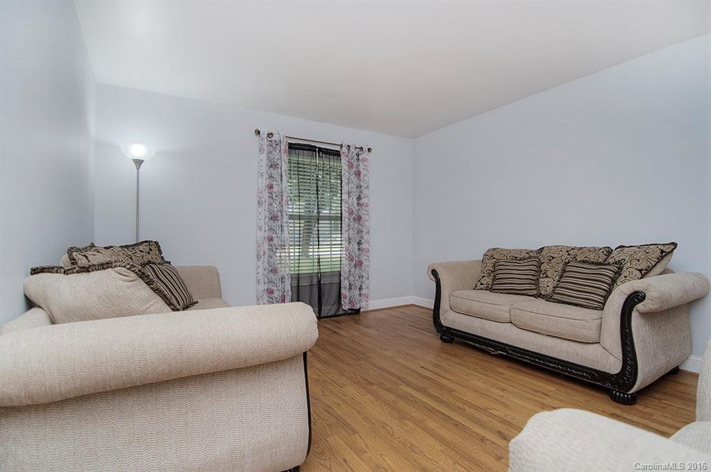 6944 Old Post Road Charlotte, NC 28212 - Photo 10 of 24 Gallery Image 10