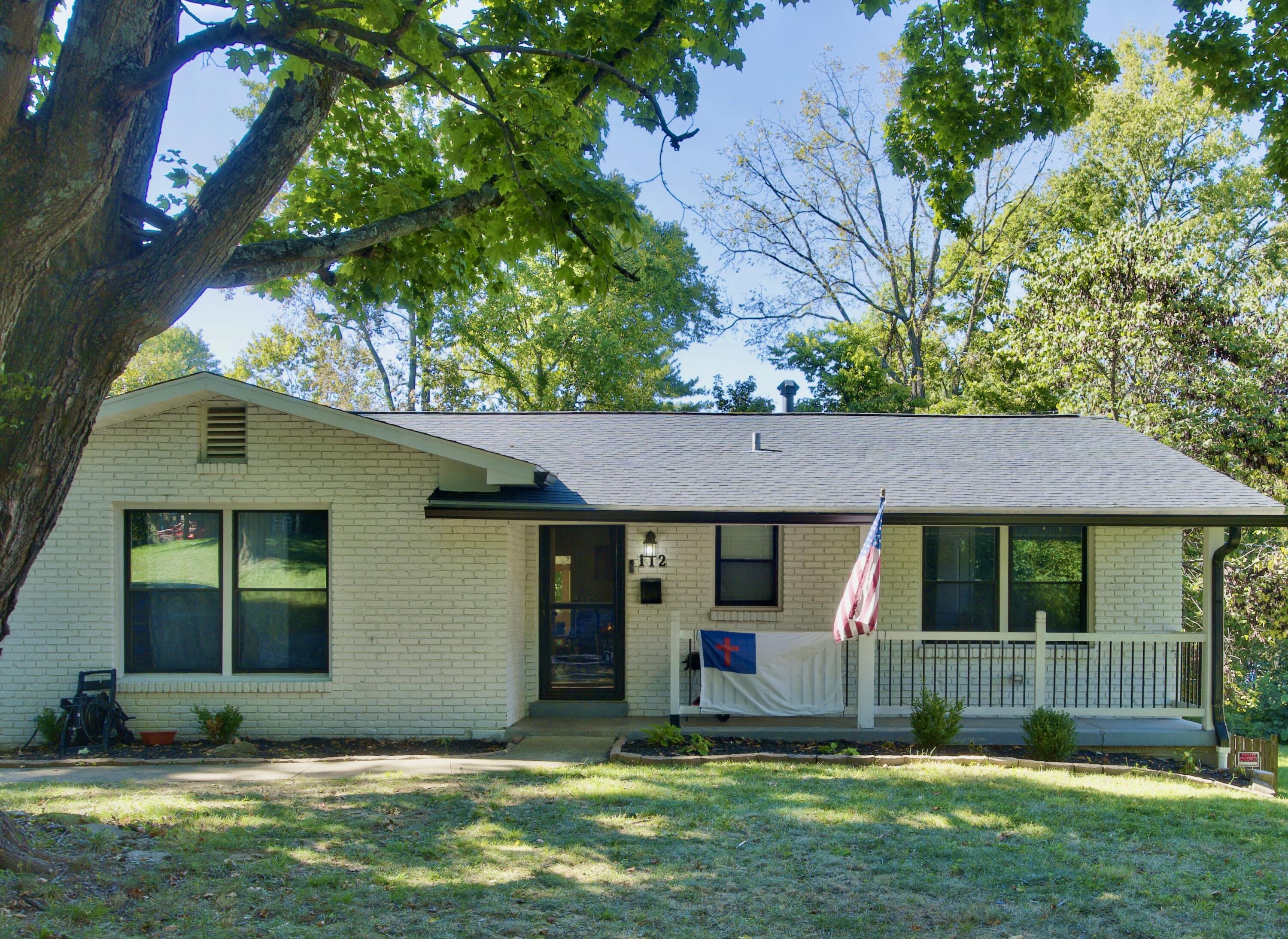 112 Ridgewood Lane Frankfort, KY 40601 - Photo 1 of 33 IMG_1553