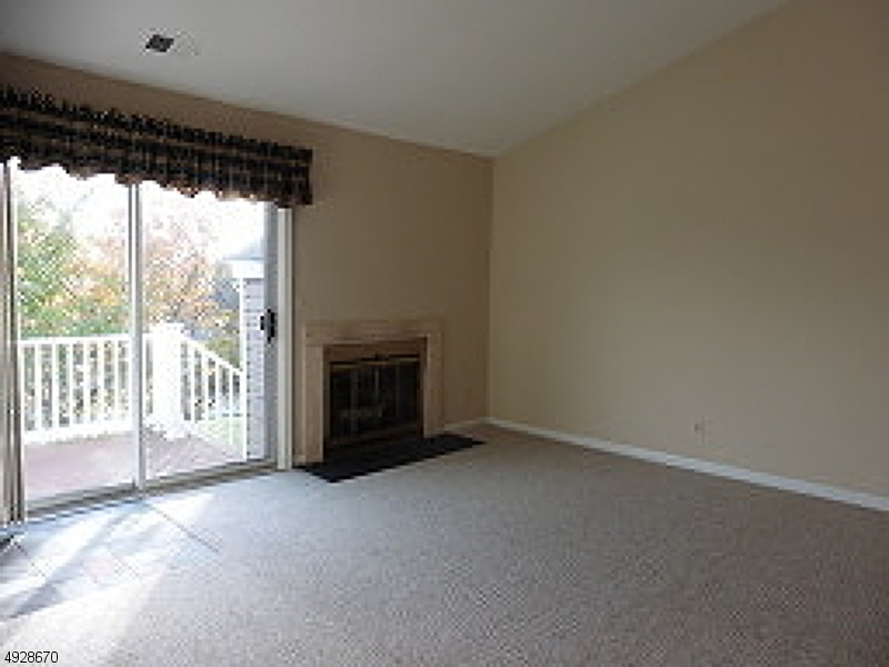 23 Morgan Court, Unit 23 Bedminster, NJ 07921 - Photo 2 of 18