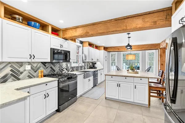 $570,000 | 687 Old Millcreek Road, Hookstown, PA 15050