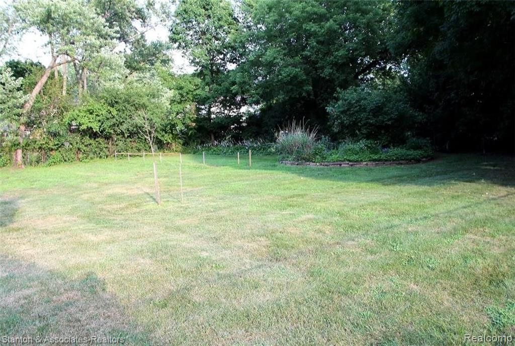 31520 Evergreen Road Beverly Hills, MI 48025 - Photo 20 of 21
