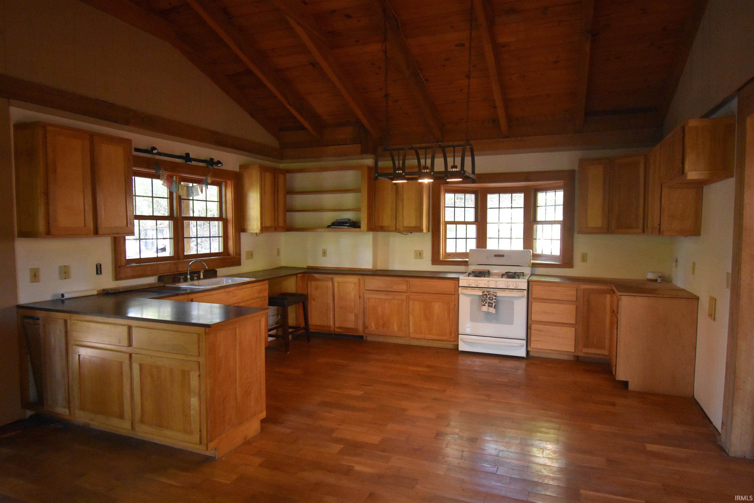 4969 Helms Road Nashville, IN 47448 - Photo 4 of 21