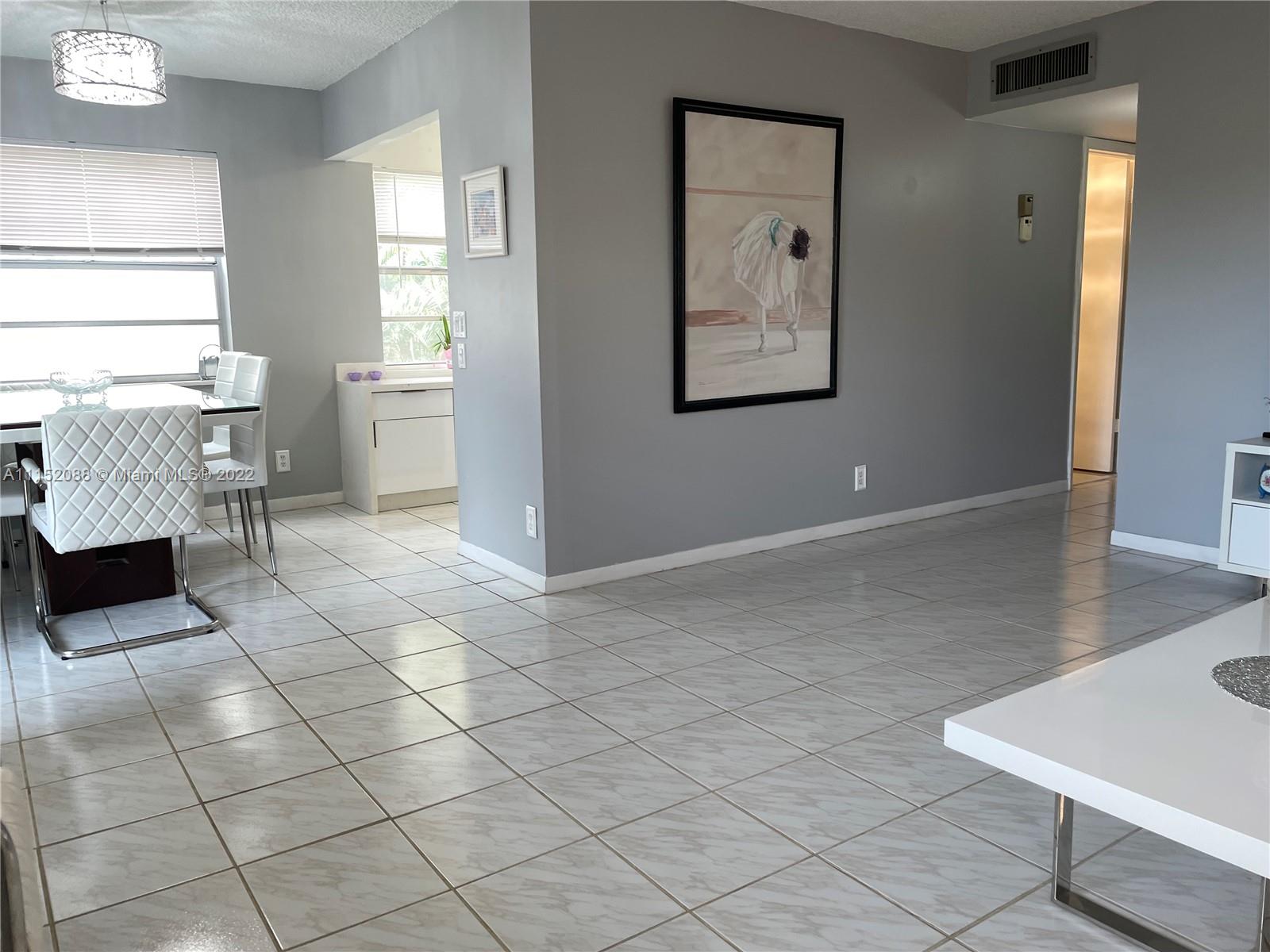 Kings Point Delray Beach, FL 33484 - Photo 18 of 69 a view of a livingroom with furniture and a window