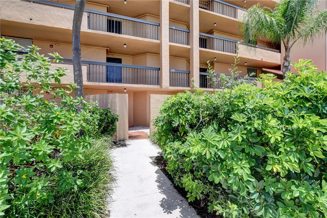955 Dotterel Road, Unit 2104 Delray Beach, FL 33444 - Photo 4 of 41 Photo 4