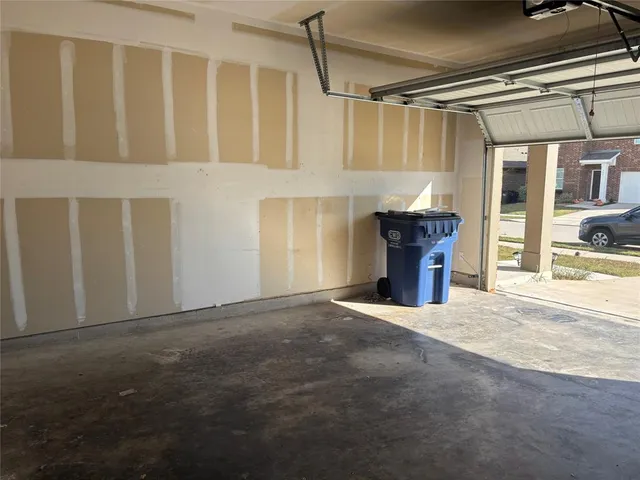 $1,850 | 751 Camden Drive, Lavon, TX 75166