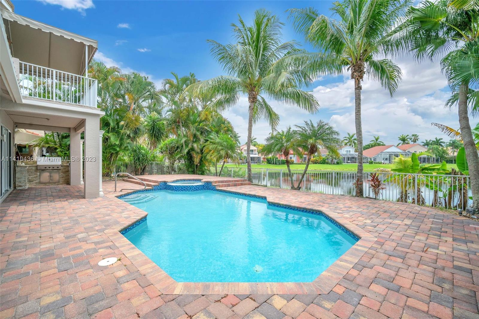 19440 Preserve Drive Boca Raton, FL 33498 - Photo 4 of 69