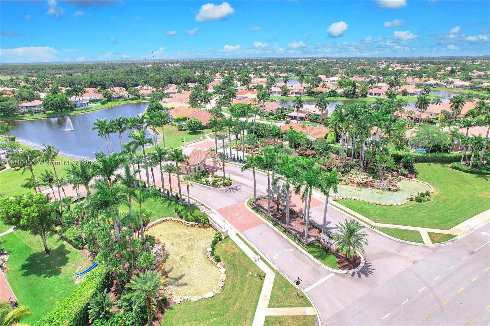 19440 Preserve Drive Boca Raton, FL 33498 - Photo 66 of 69 an aerial view of a residential houses with outdoor space and swimming pool