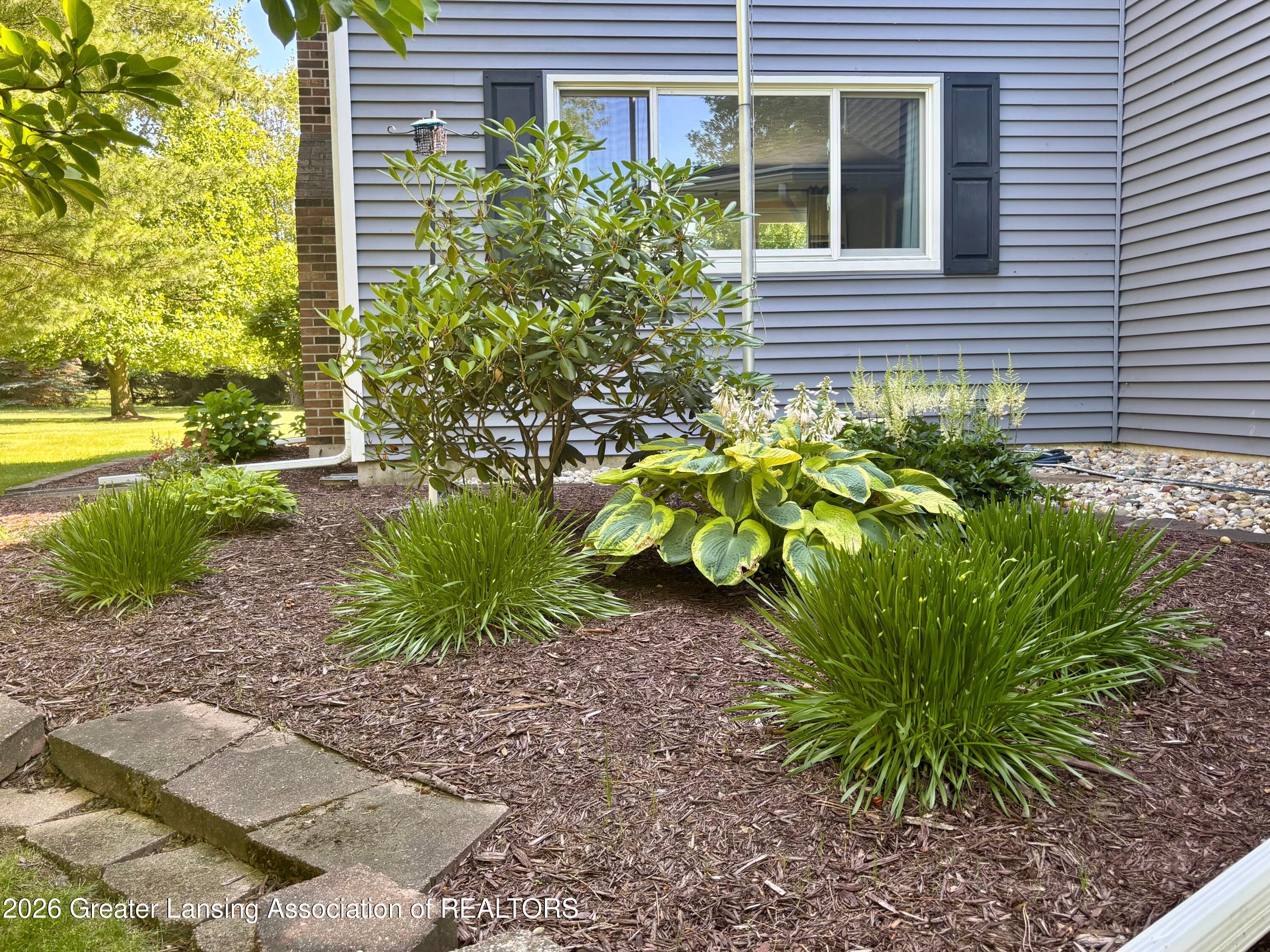 4115 West Howe Road Dewitt, MI 48820 - Photo 31 of 32 .