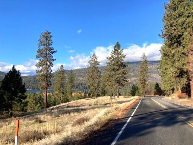 1353 Lake Roosevelt Way Kettle Falls, WA 99141 - Photo 11 of 19