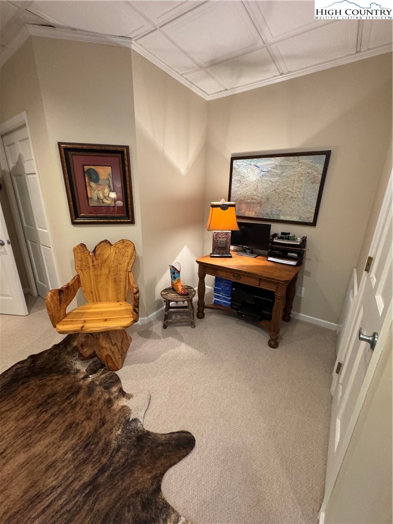 128 Hillcrest Road Newland, NC 28657 - Photo 22 of 37 a living room with furniture and a flat screen tv