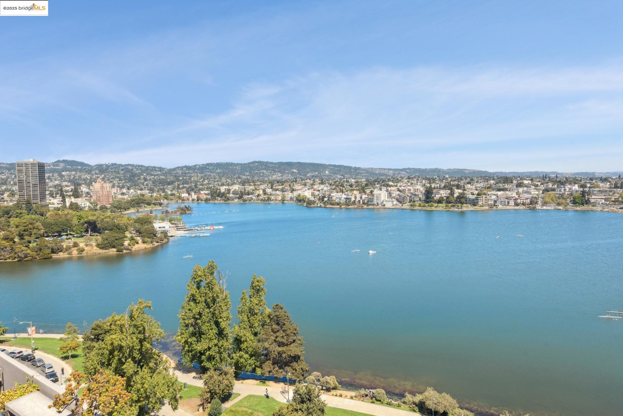 1555 Lakeside Drive, Unit 190 Oakland, CA 94612 - Photo 31 of 45 a view of a city and ocean view