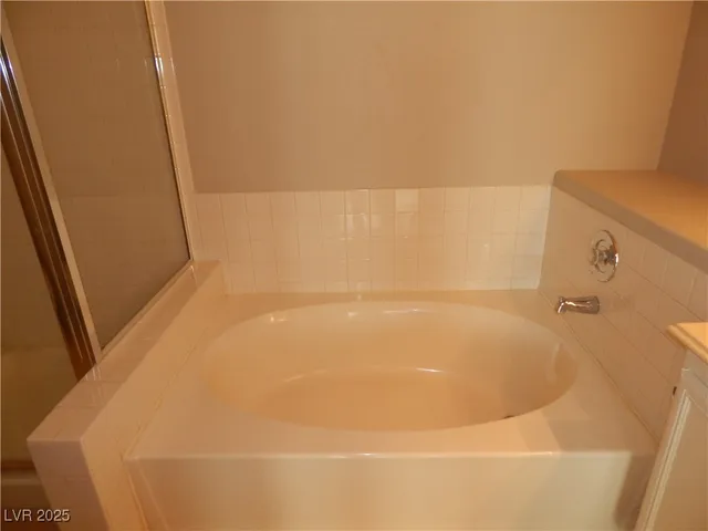 $1,495 | 2201 Ramsgate Drive, Unit 325, Henderson, NV 89074