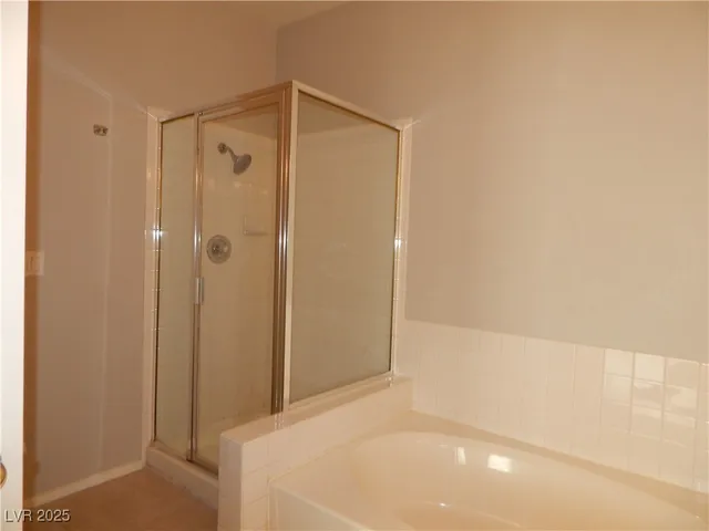 $1,495 | 2201 Ramsgate Drive, Unit 325, Henderson, NV 89074