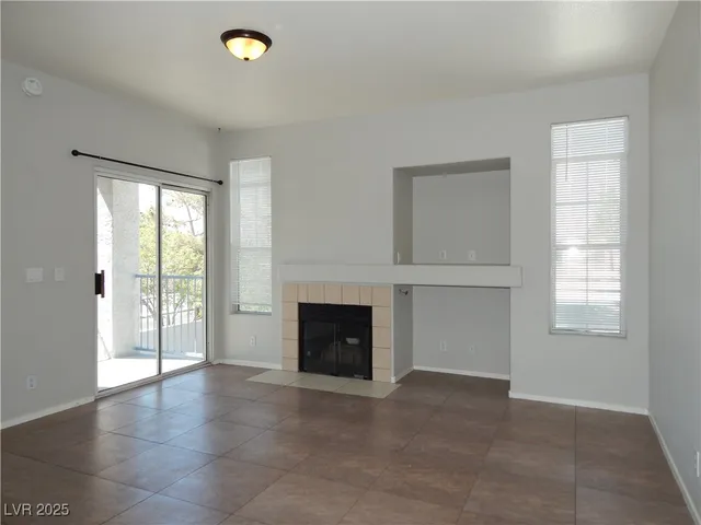$1,495 | 2201 Ramsgate Drive, Unit 325, Henderson, NV 89074