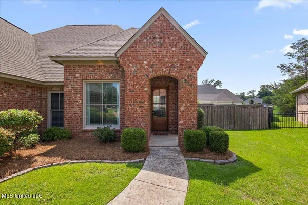 $370,000 | 102 Hampton Chase, Madison, MS 39110