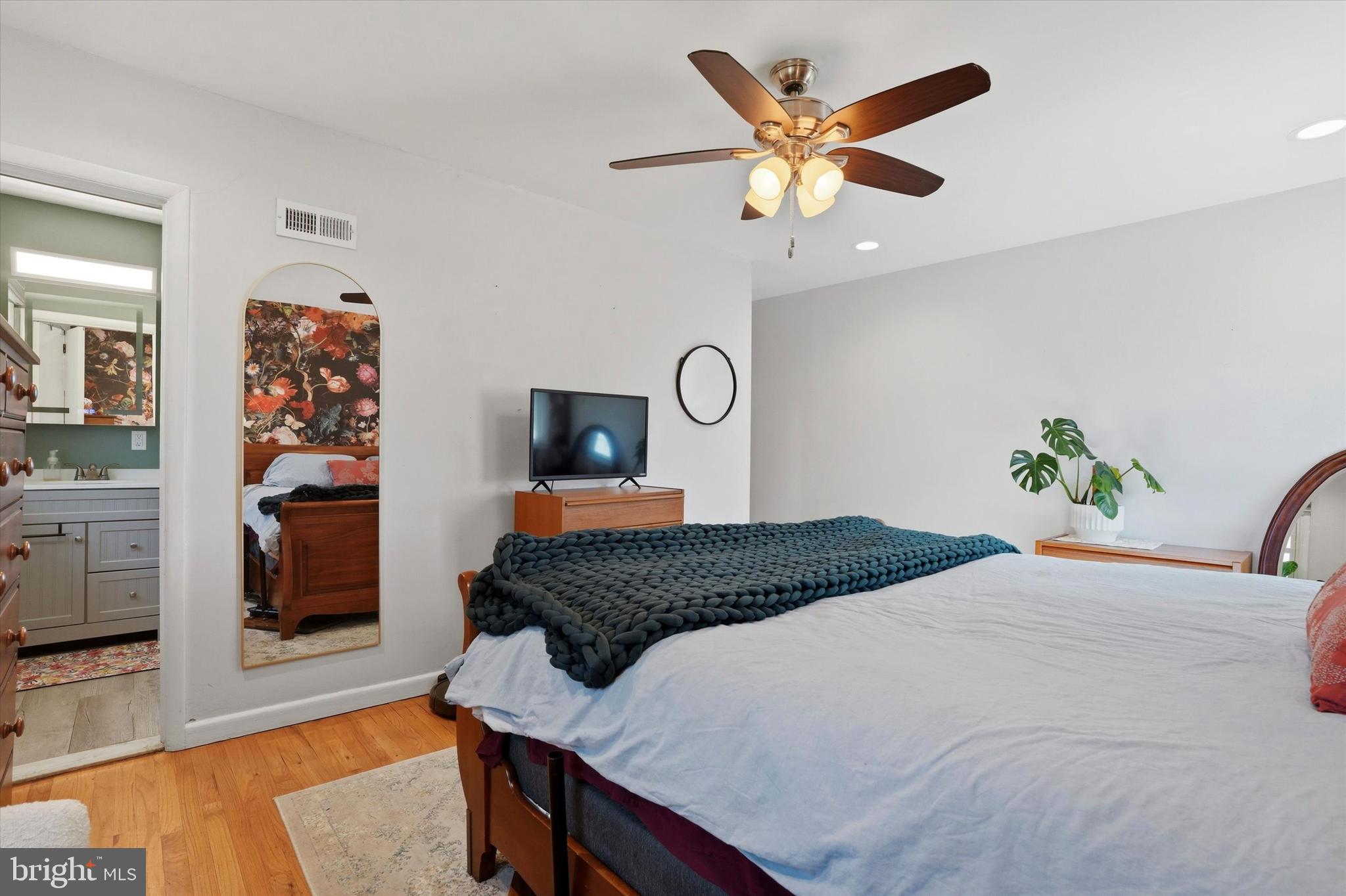 107 Hilldale Road Cheltenham, PA 19012 - Photo 18 of 42