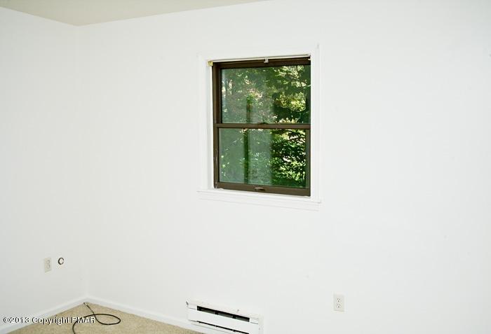 6110 Horatio Road Tobyhanna, PA 18466 - Photo 15 of 29 Upper Level Bedroom 2