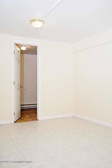 6110 Horatio Road Tobyhanna, PA 18466 - Photo 25 of 29 Lower Level Family room 2