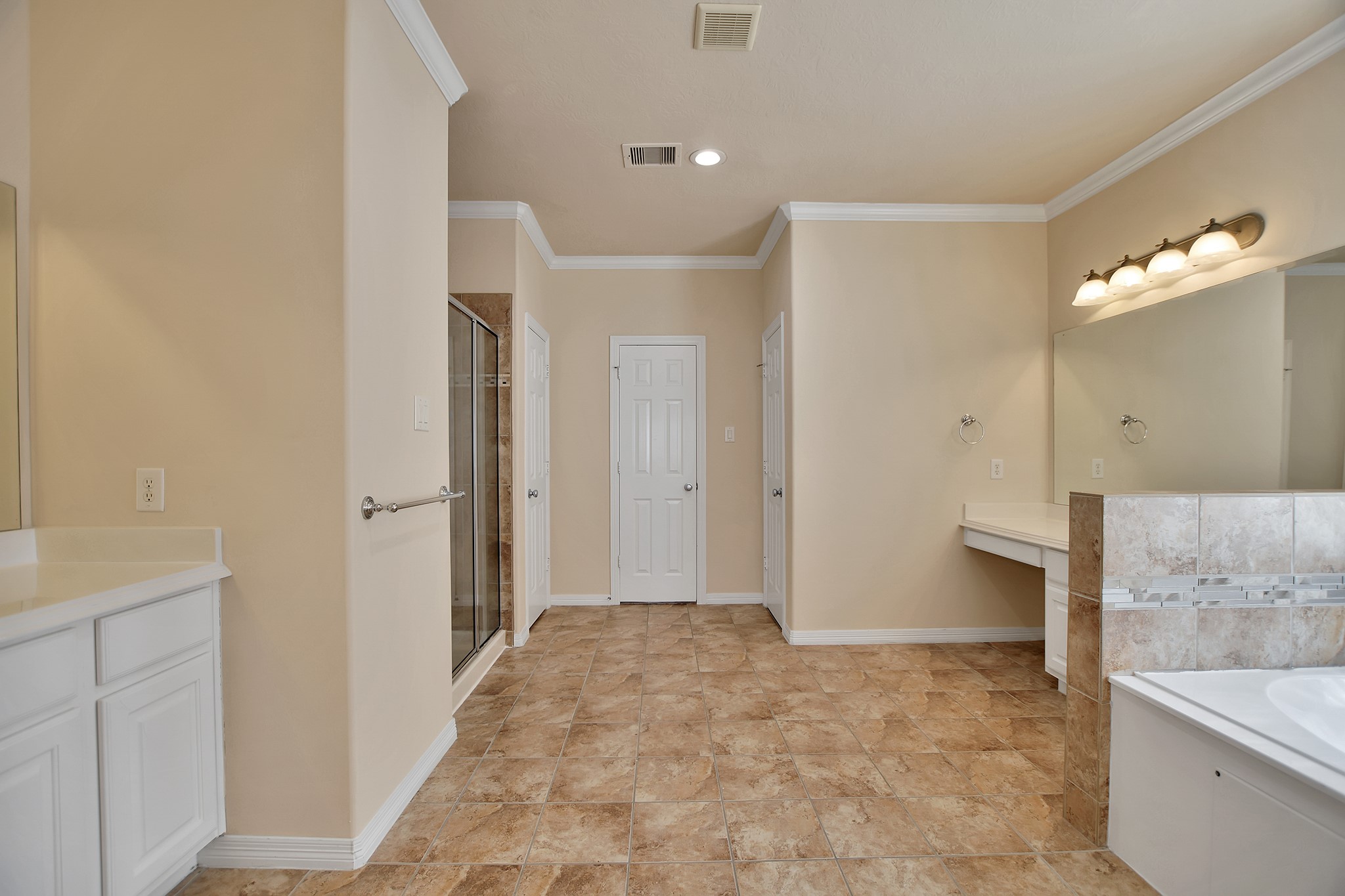 14459 Basalt Lane Houston, TX 77077 - Photo 19 of 35 Primary Bathroom. Large and spacious. His and her vanities
