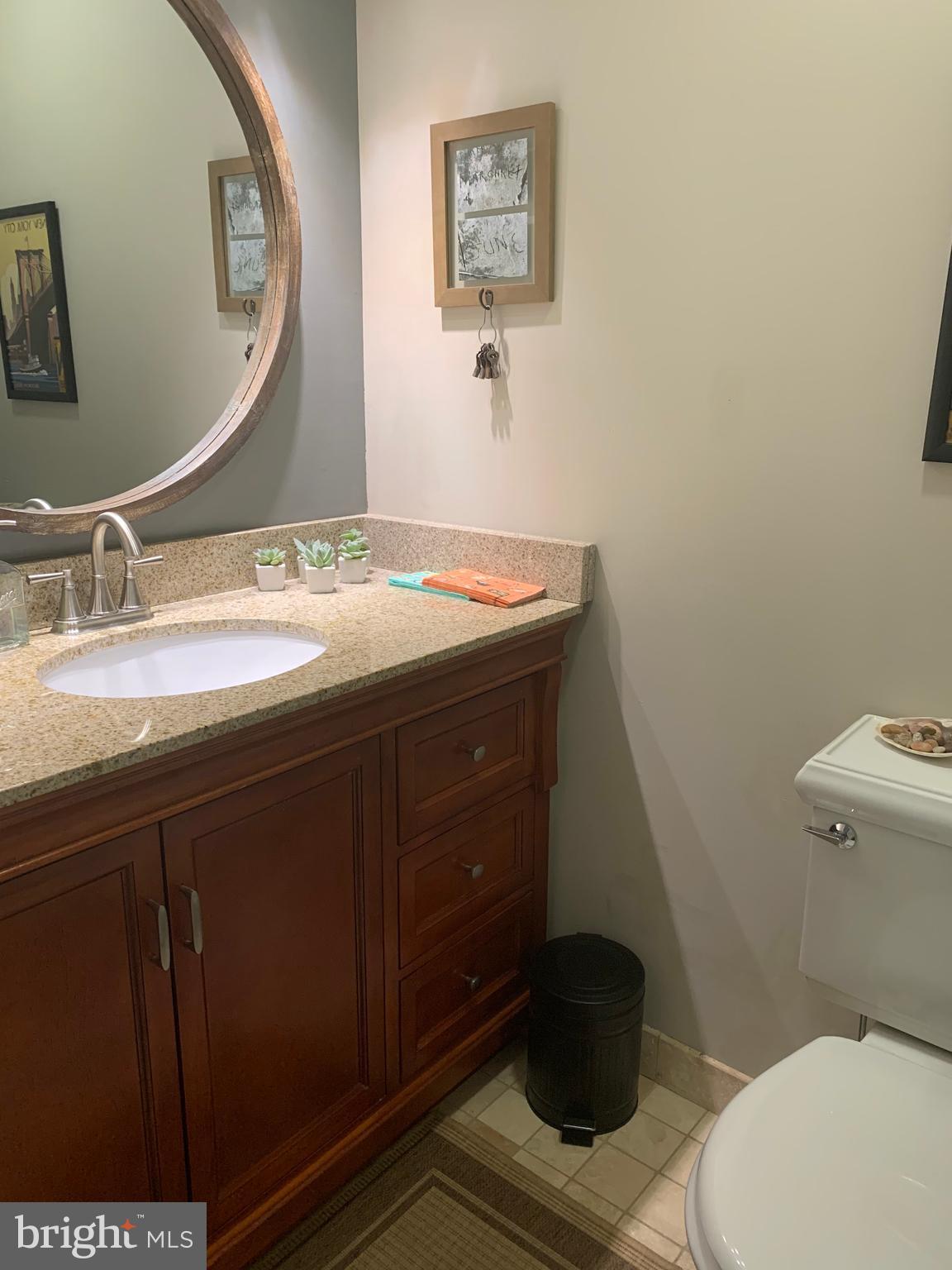 52 Krebs Road Plainsboro, NJ 08536 - Photo 34 of 63 2ND FLOOR MAIN BATHROOM