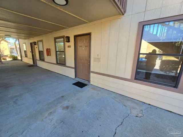 $1,400 | 2303 West Michigan Avenue, Unit B10, Pensacola, FL 32526