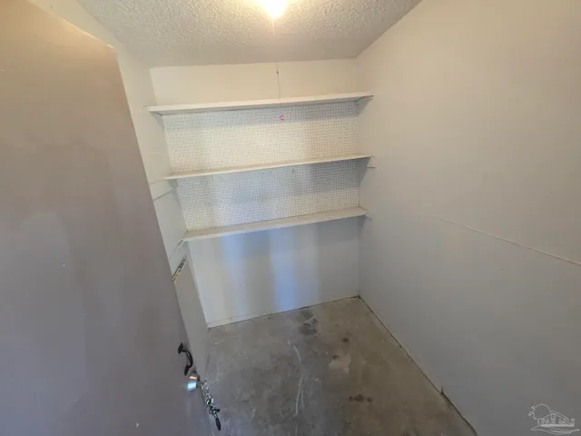 $1,400 | 2303 West Michigan Avenue, Unit B10, Pensacola, FL 32526