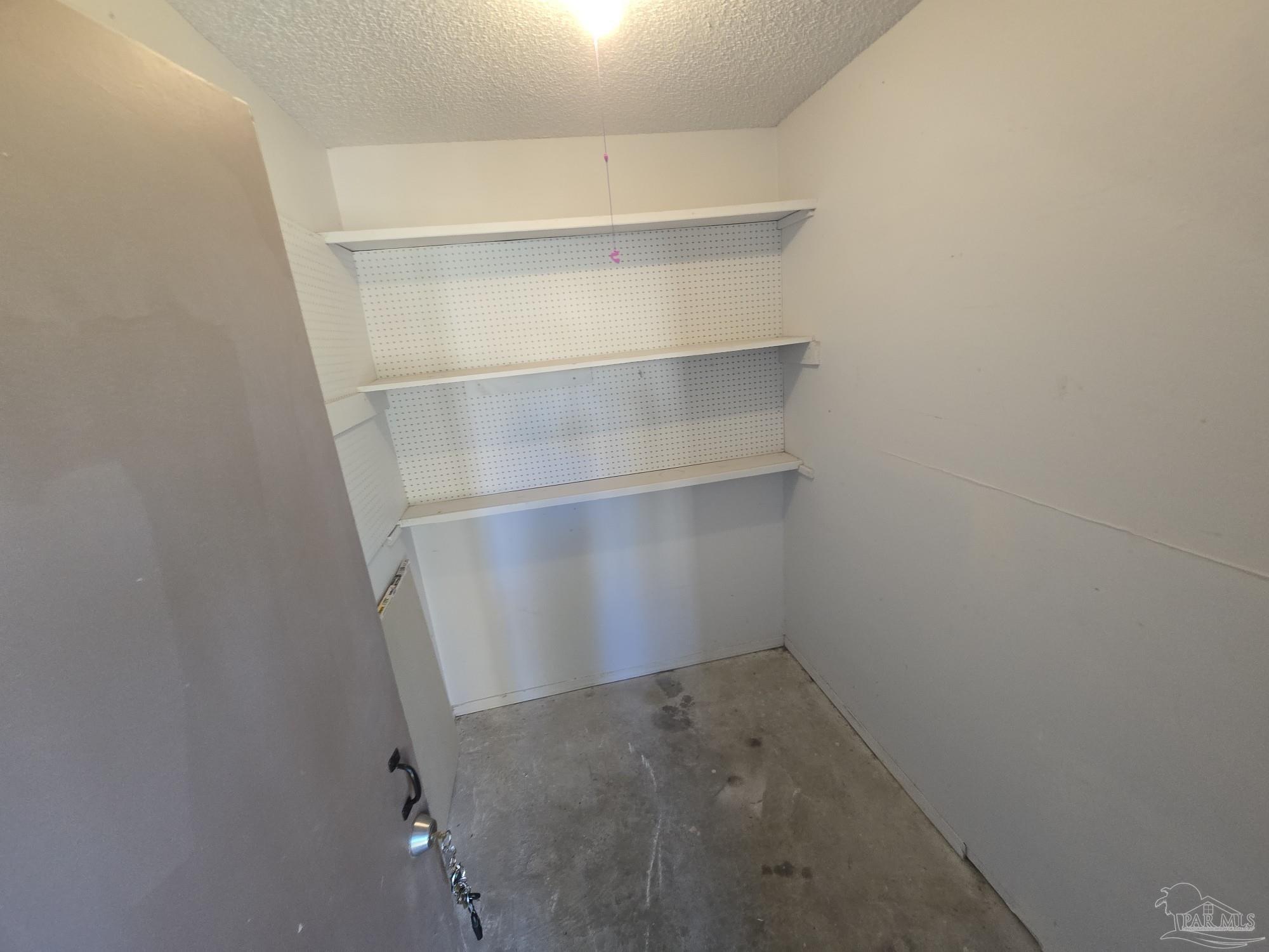 2303 West Michigan Avenue, Unit B10 Pensacola, FL 32526 - Photo 19 of 25 a view of small space