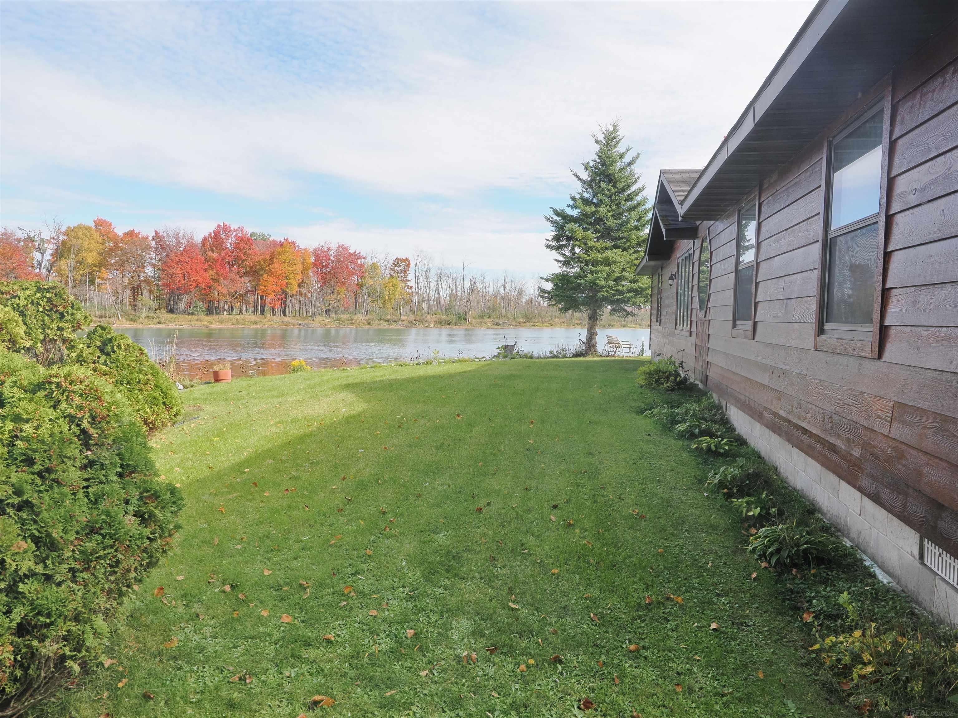 2039 South Riverside Drive Sault Ste. Marie, MI 49783 - Photo 55 of 75