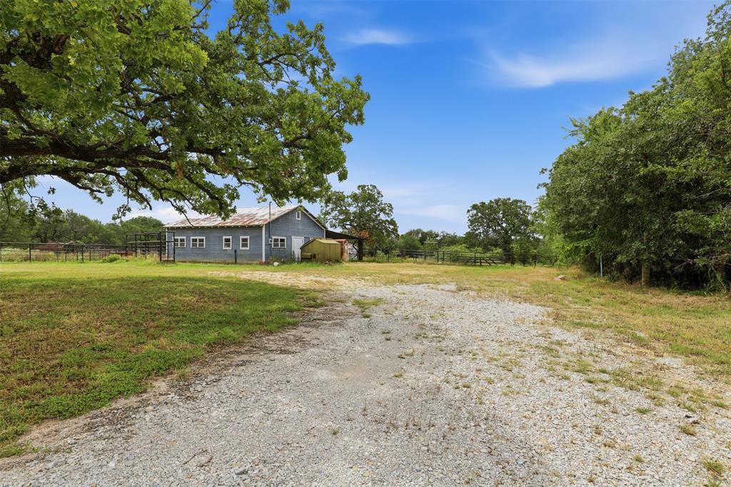 820 Goshen Road Springtown, TX 76082 - Photo 12 of 13