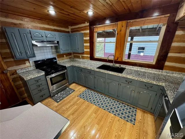 $590,000 | 24129 Granite Avenue, Lewistown, MO 63452