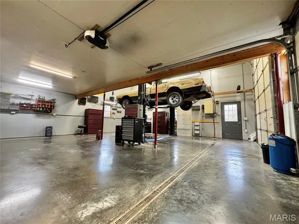$549,000 | 24129 Granite Avenue, Lewistown, MO 63452