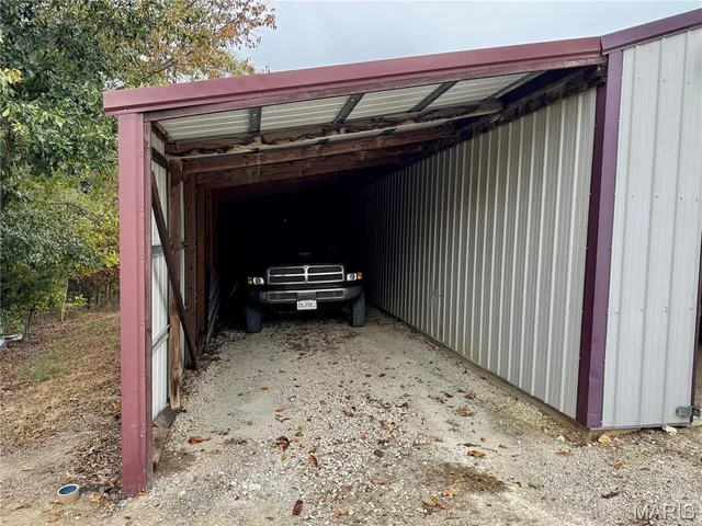 $590,000 | 24129 Granite Avenue, Lewistown, MO 63452