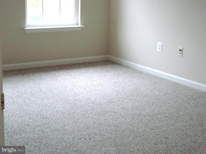 14211 Schaeffer Road Boyds, MD 20841 - Photo 17 of 21 Bedroom #2