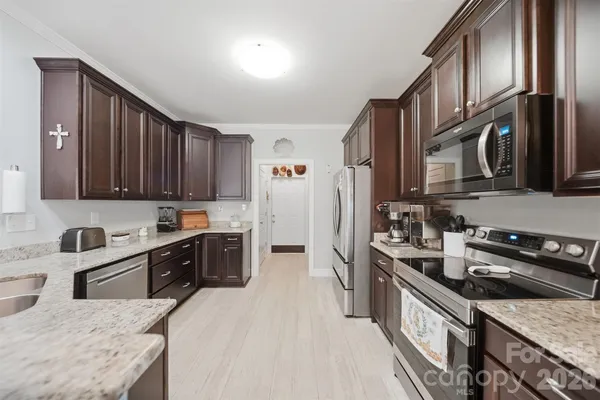 $364,900 | 453 Pepperstone Drive, Salisbury, NC 28146