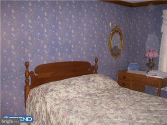 1083 North Common Road Camden, NJ 08104 - Photo 8 of 11