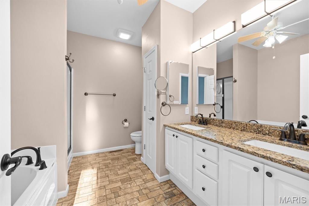 1675 Lakepointe Estates Drive O'Fallon, IL 62269 - Photo 12 of 39