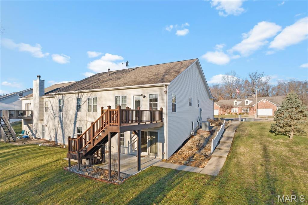 1675 Lakepointe Estates Drive O'Fallon, IL 62269 - Photo 33 of 39